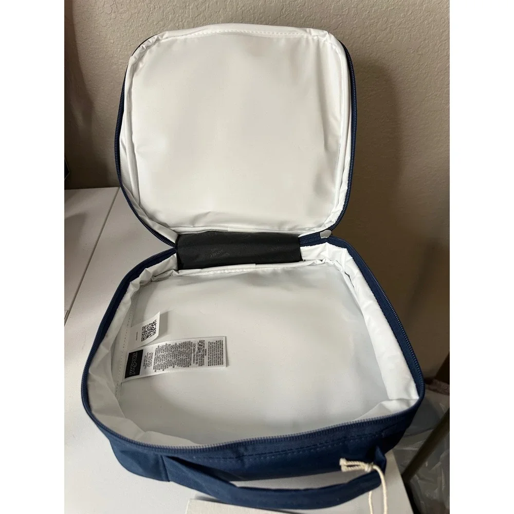 JanSport Lunch Break Unisex OS Navy NWT Insulated 5L Tray Opening JS0A2WJX003